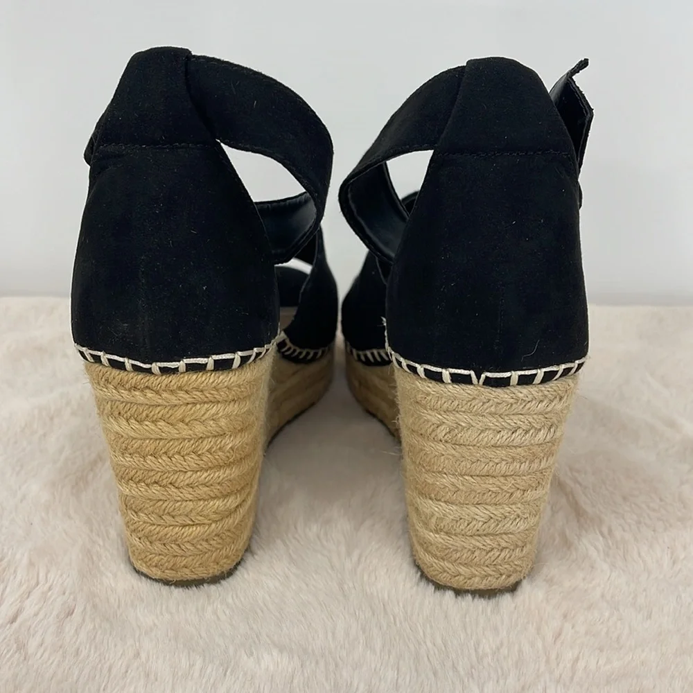 Pop Women's Black Wedge Sandals SIZE 9 M